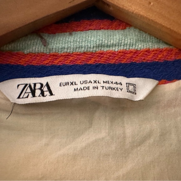 Colorful Striped Zip-Up Jacket - Picture 3 of 3